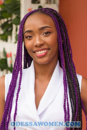 210137 - Dayra Age: 27 - Colombia