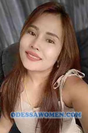 210156 - Issaree Age: 38 - Thailand