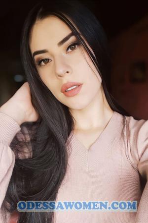 210531 - Estefania Age: 24 - Colombia