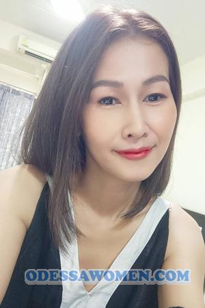 212575 - Amornrat Age: 39 - Thailand