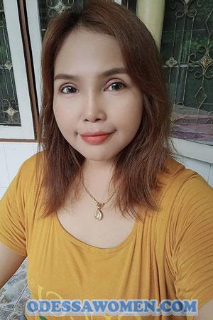 212684 - Anchittha Age: 45 - Thailand