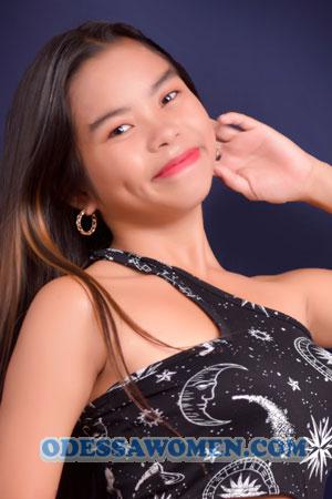213016 - Ruvelyn Age: 21 - Philippines