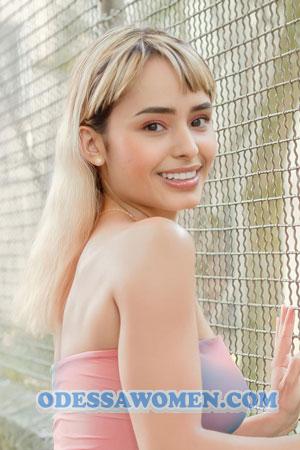 213601 - Sara Age: 27 - Colombia