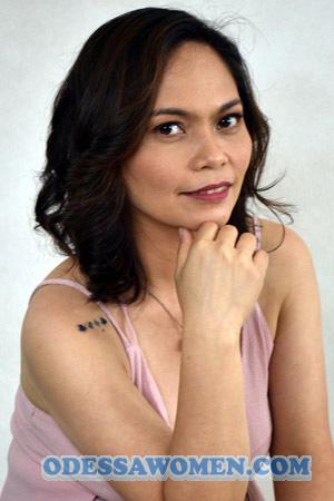 215032 - Mary Claire Age: 40 - Philippines