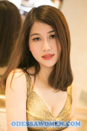 215177 - Novia Age: 32 - China