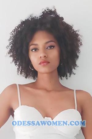 215243 - Carolina Age: 28 - Colombia