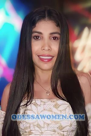215546 - Beatriz Age: 30 - Colombia