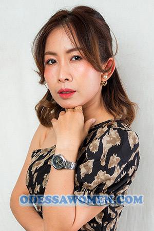 216162 - Urassaya (Mee) Age: 39 - Thailand