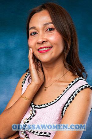 216833 - Amolsiri (Meow) Age: 46 - Thailand