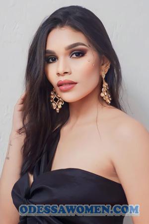 217100 - Gisselle Age: 27 - Colombia