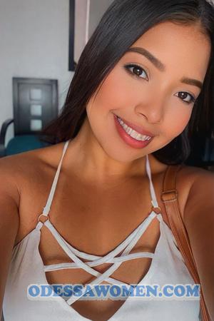 217745 - Liseth Age: 28 - Colombia