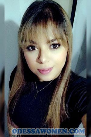 219146 - Kim Age: 30 - Costa Rica