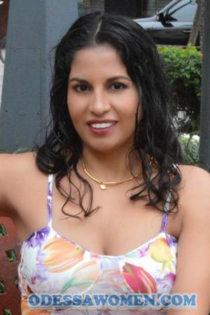 219564 - Lindsayth Age: 44 - Peru