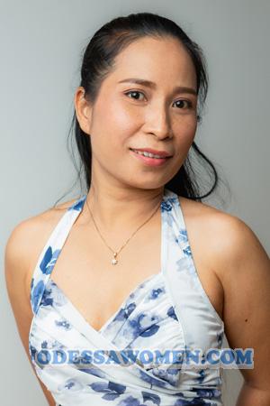 219979 - Pronpat Age: 42 - Thailand