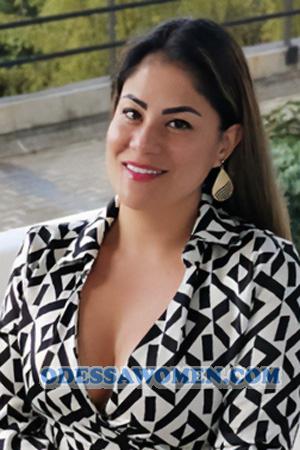 220038 - Alejandra Age: 35 - Colombia