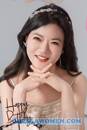 220156 - Muqing Age: 36 - China