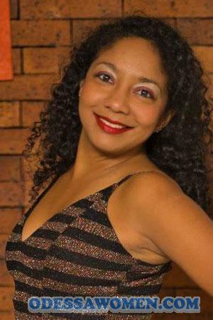 220438 - Sulma Age: 42 - Colombia