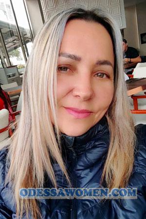 220610 - Sara Age: 50 - Peru