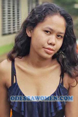 220616 - Maylen Age: 22 - Philippines