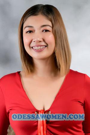 220617 - Emmelie Age: 31 - Philippines