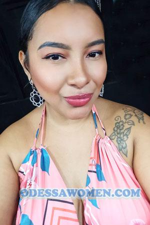 220936 - Skarleth Age: 32 - Costa Rica