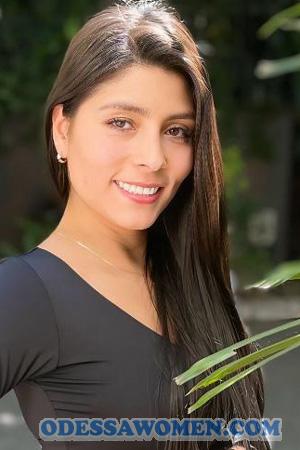 221320 - Laura Age: 33 - Colombia