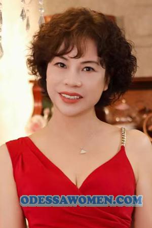 221431 - Alina Age: 56 - China