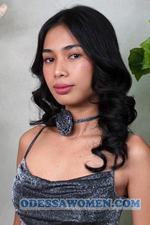 221721 - Gloselle Age: 24 - Philippines