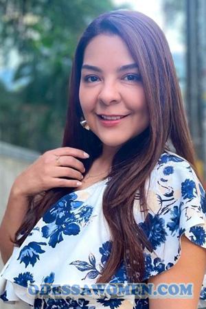 221806 - Paula Age: 43 - Colombia