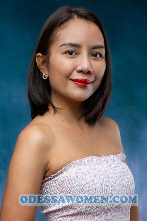 222063 - Jariya Age: 38 - Thailand