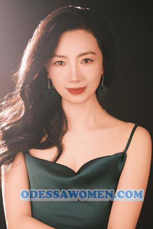 222076 - Grace Age: 49 - China