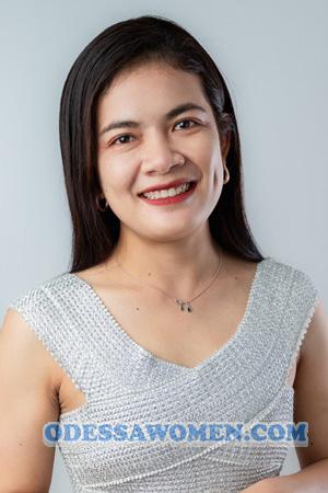 222176 - Namfon Age: 35 - Thailand