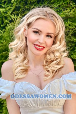 223353 - Elena Age: 41 - Ukraine