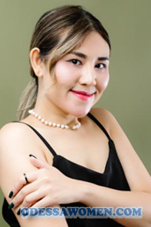 223676 - Pornrawin Age: 31 - Thailand