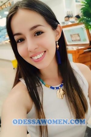 224480 - Laura Age: 30 - Colombia