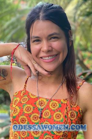 224618 - Yeimy Age: 33 - Colombia