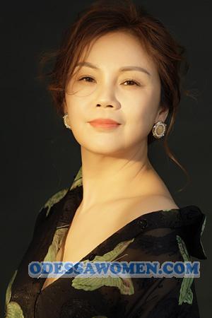 224767 - Lisa Age: 54 - China