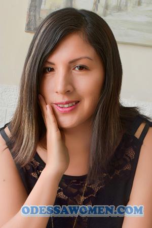 225120 - Lady Age: 37 - Peru