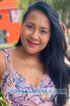 225125 - Liceth Age: 40 - Colombia