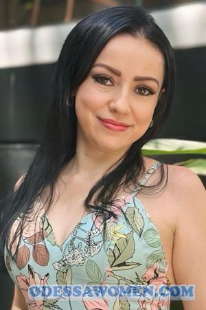 225440 - Viviana Age: 40 - Colombia