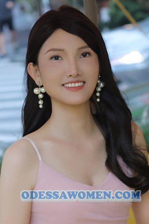 225460 - Mia Age: 37 - China