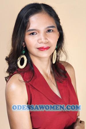 225618 - Leslie Age: 24 - Philippines