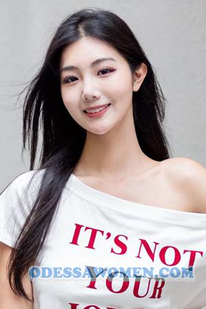 225871 - Xinyue Age: 25 - China