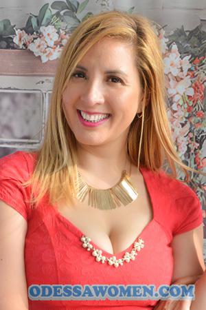 226550 - Andrea Age: 36 - Peru