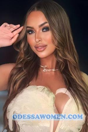 226981 - Beatriz Age: 24 - Brazil