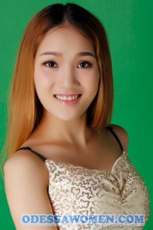 227326 - Fangfang Age: 34 - China